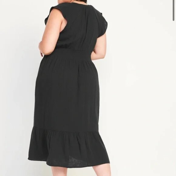 Old Navy Waist-Defined Flutter-Sleeve Gauze Dress for Women - Picture 3 of 7